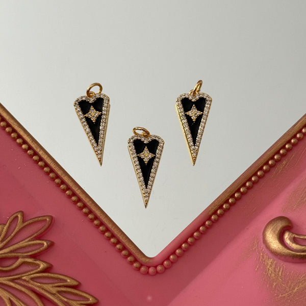 Charm Corazón Circones Esmaltado Negro Baño de oro