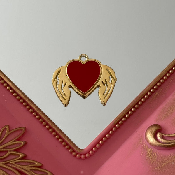 Charm Corazón Esmaltado Rojo Alado Baño de oro