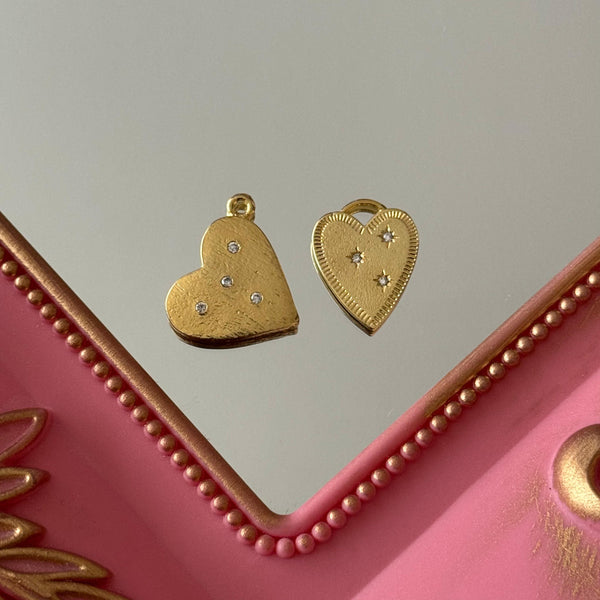 Charm Corazón y Circones Baño de oro