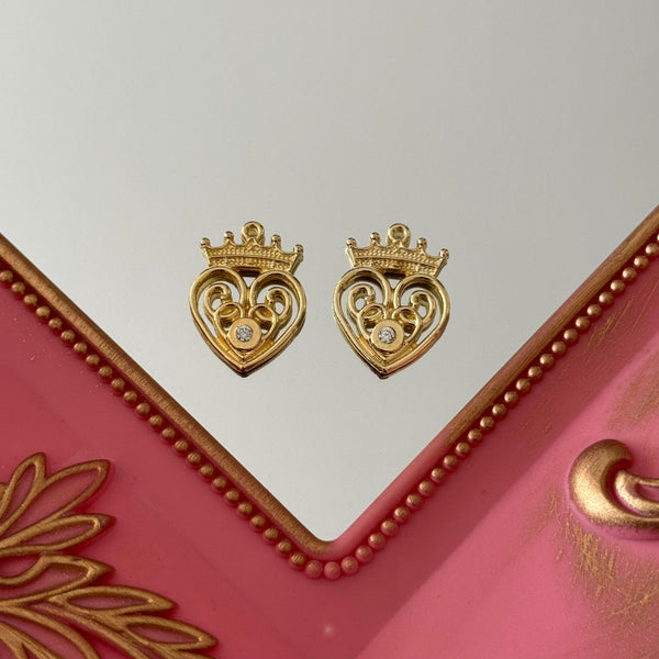Charm Corona Corazón Baño de oro
