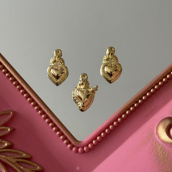 Charm Detente Corazón Figura Baño de oro