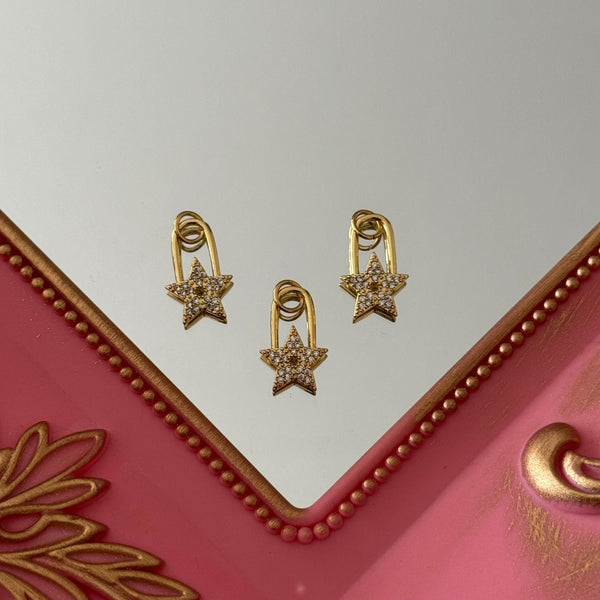 Charm Estrella Clip Circones Baño de oro