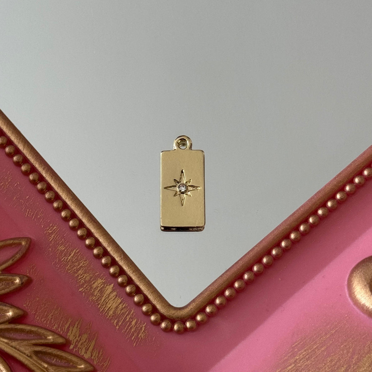 Charm Estrella Fugaz Circón Baño de oro