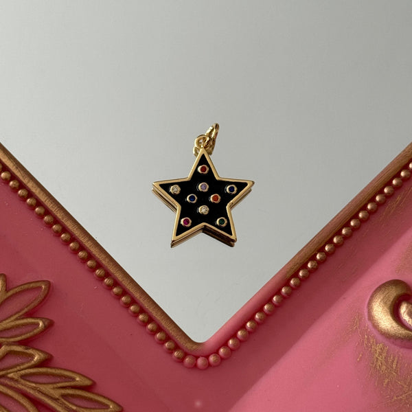 Charm Estrella Puntitos Colores Esmaltado Baño de oro