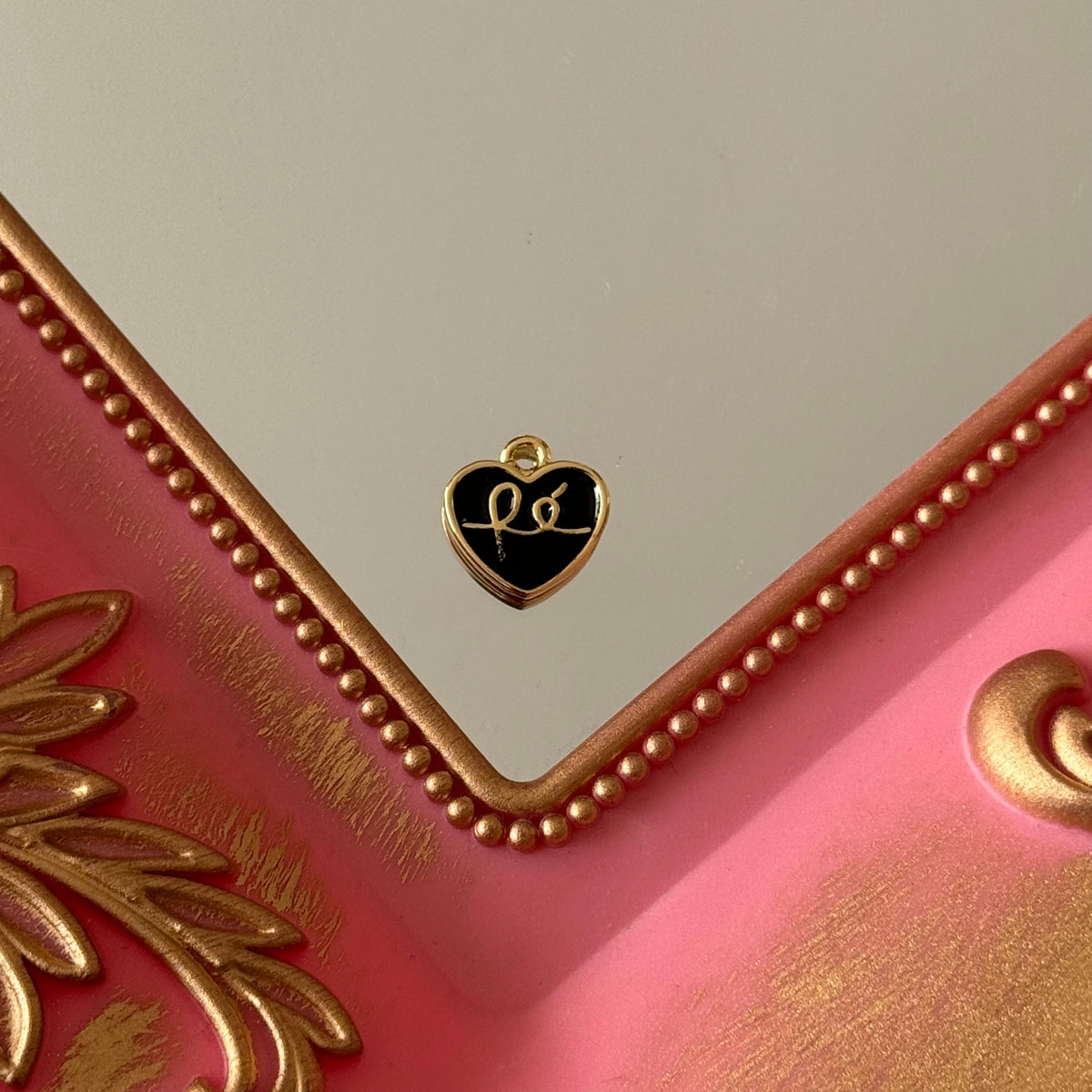 Charm Fe Esmaltado Colores Baño de oro