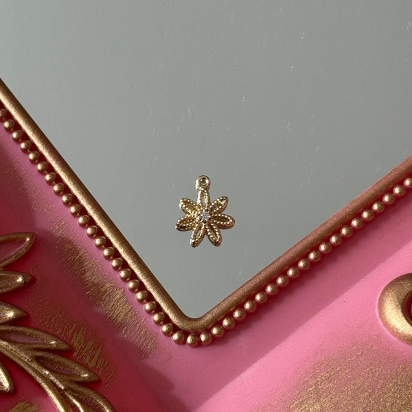 Charm Flor Circón Baño de oro