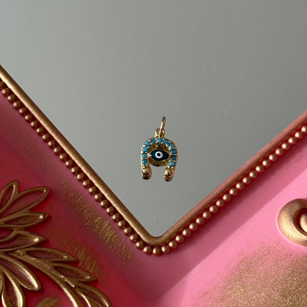 Charm Herradura y Ojo Protector Baño de oro