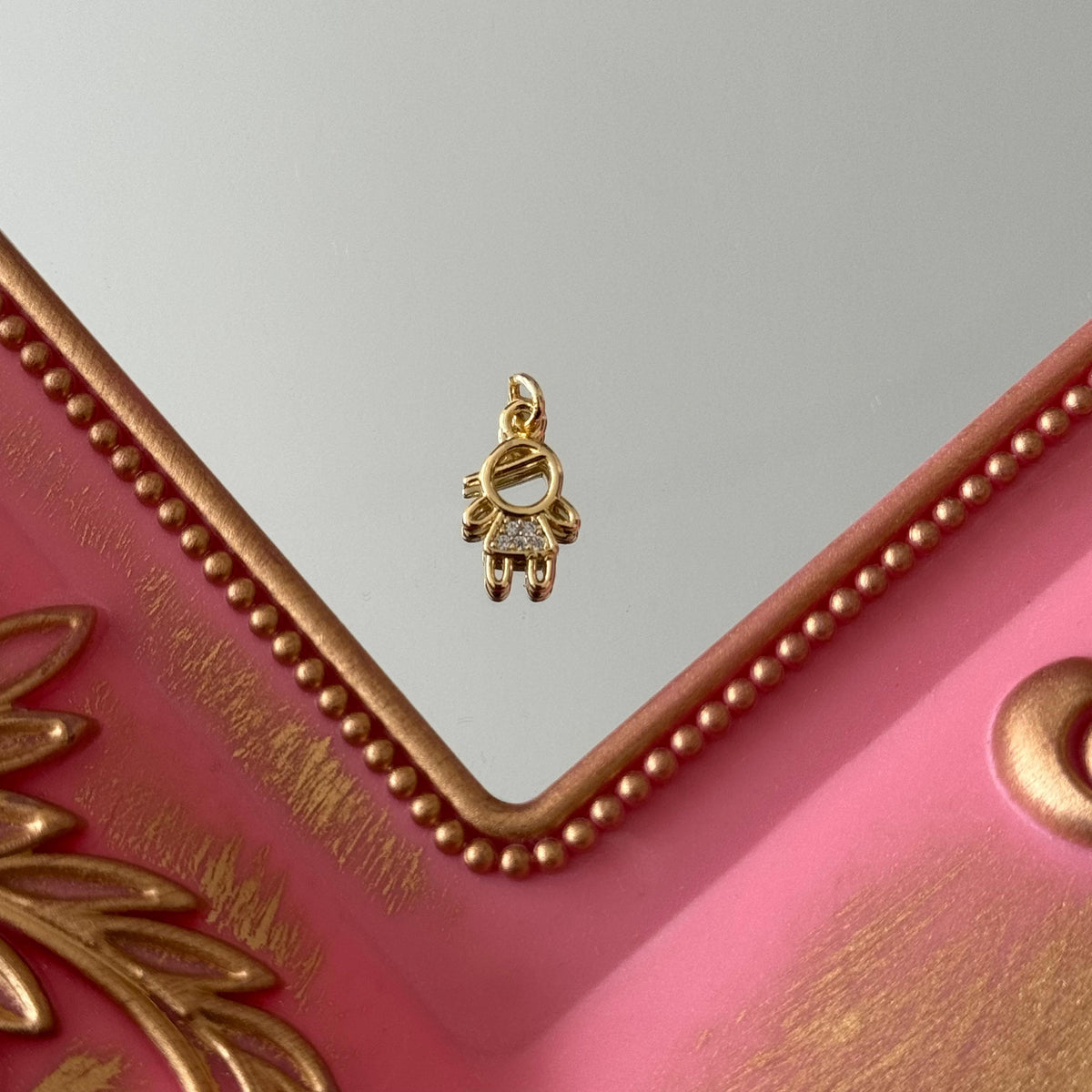 Charm Hijos y Corazón Circones Baño de oro
