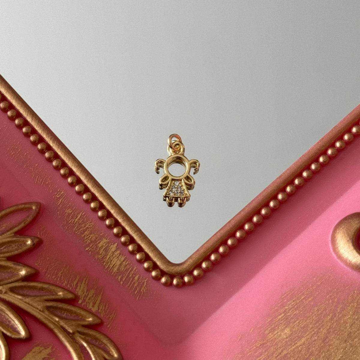 Charm Hijos y Corazón Circones Baño de oro