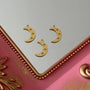 Charm Luna y Estrellas Caladas Baño de oro