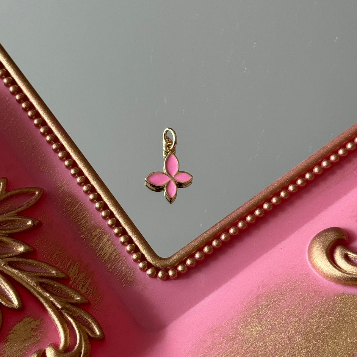 Charm Mariposa Esmaltado Colores Baño de oro