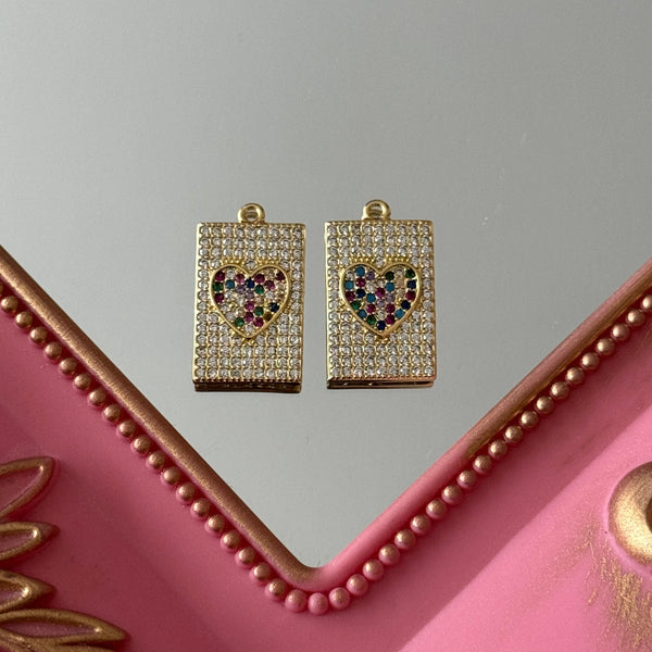 Charm Medalla Corazón Circones de Colores Baño de oro