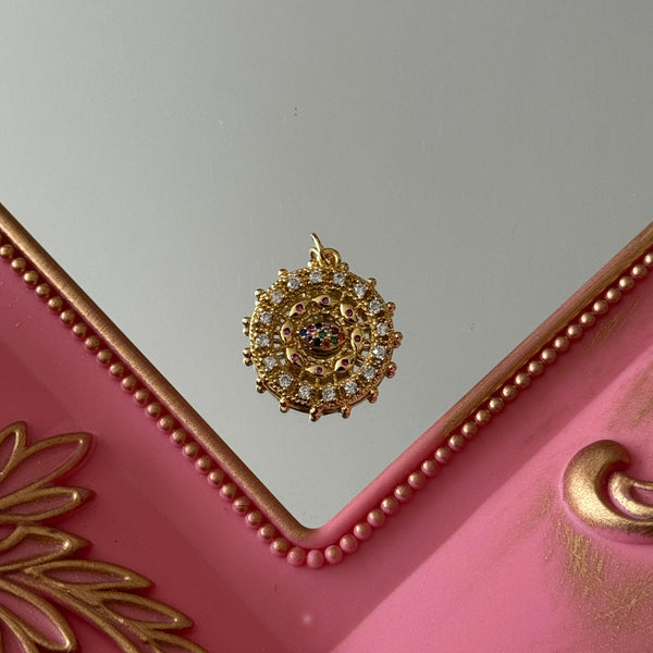 Charm Medallón y Ojito Protector Circones Baño de oro