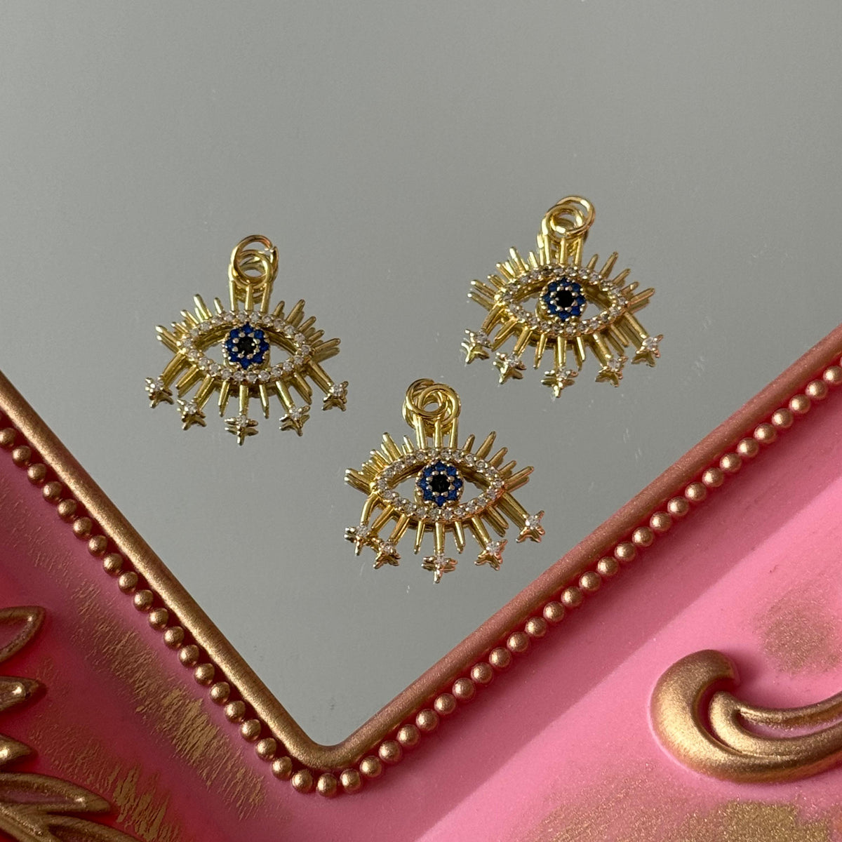 Charm Ojo Protector Circones Baño de oro