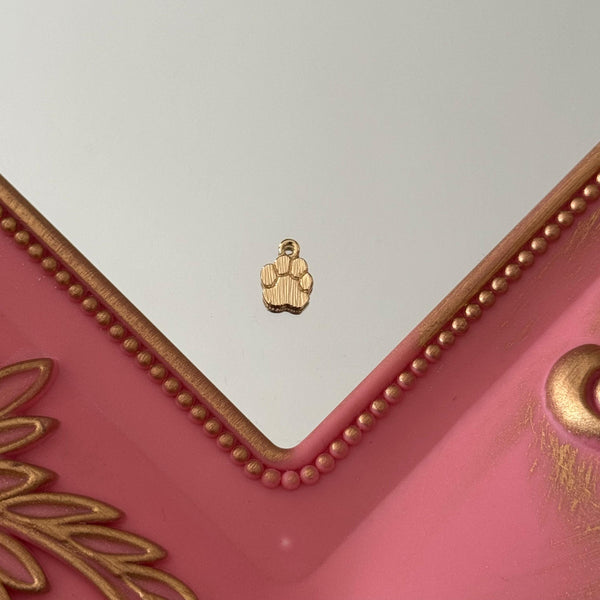 Charm Patita de Perro Baño de oro