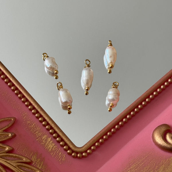Charm Perla Baño de oro
