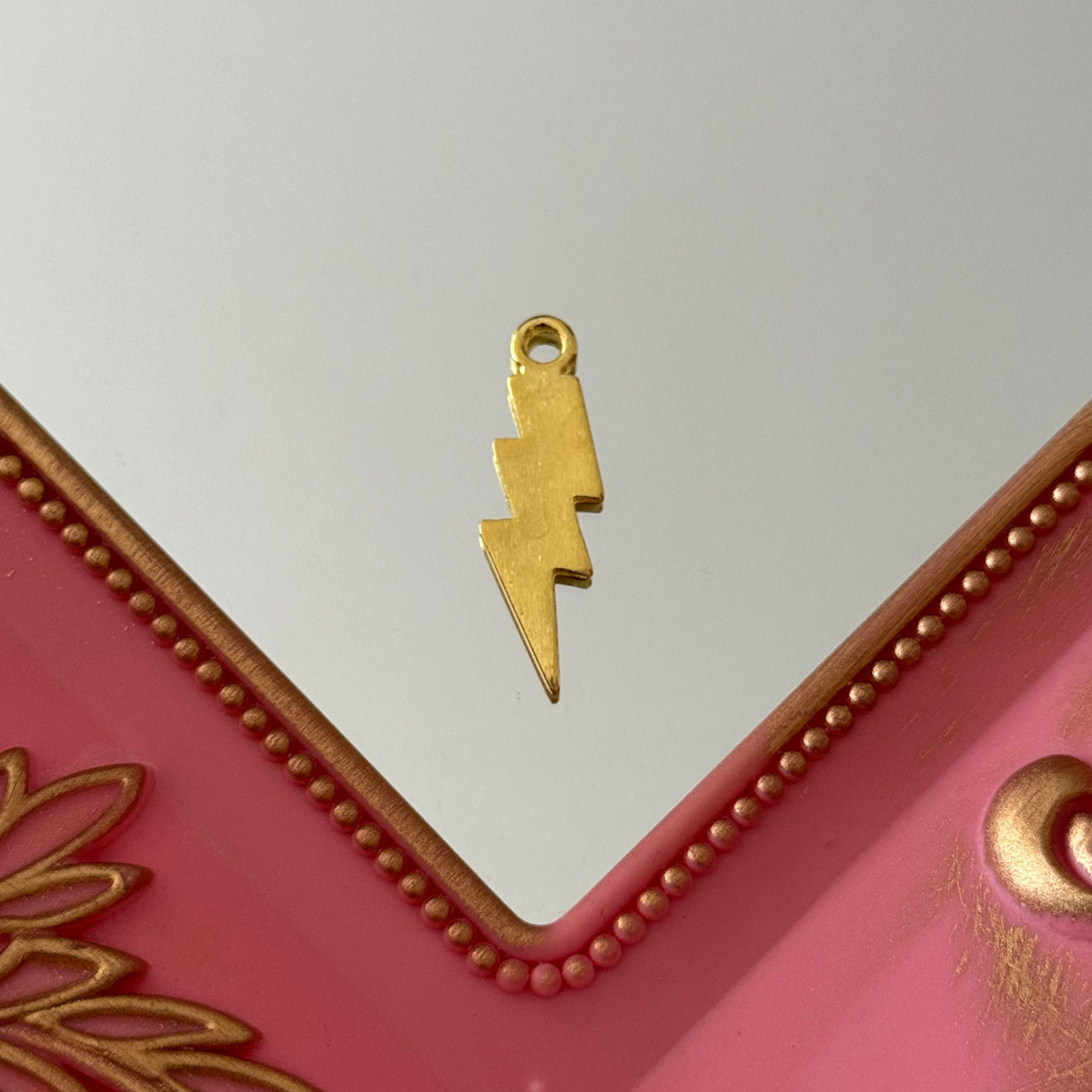 Charm Rayo Baño de oro