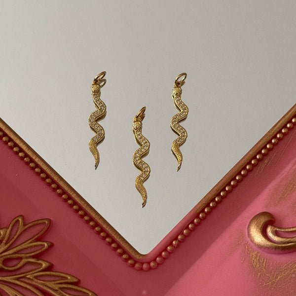 Charm Snake Circones Baño de oro