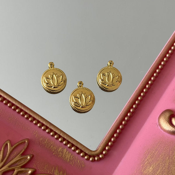 Charm Trébol Baño de oro