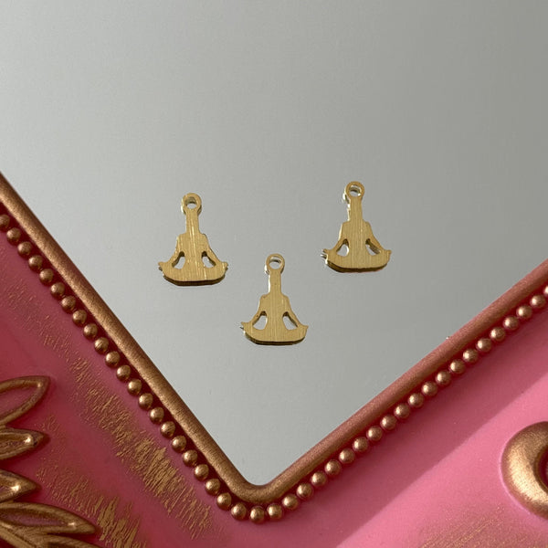 Charm Yoga Baño de oro