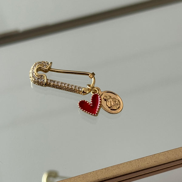 Prendedor Virgen del Carmen y Corazón Rojo Baño de oro