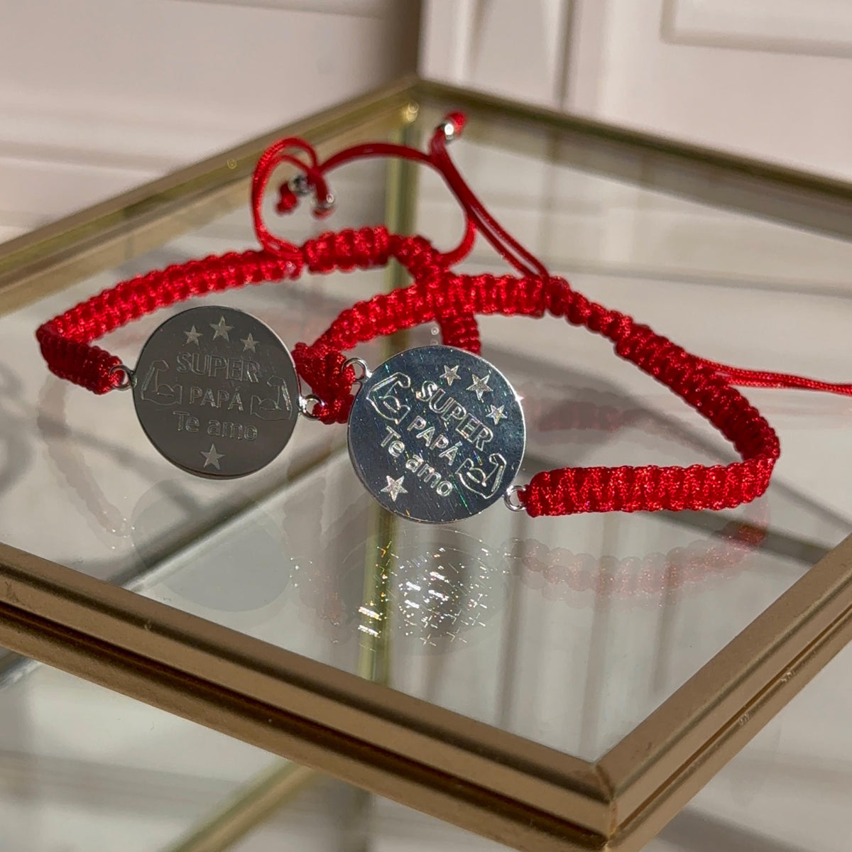 Pulsera Roja "Super Papá, Te Amo"