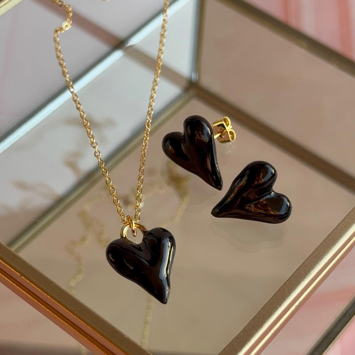 Conjunto Corazón - Esmaltado Negro