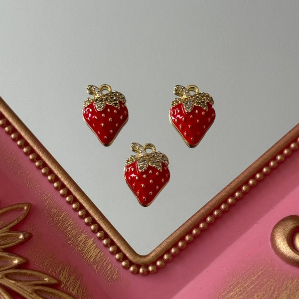 Charm Frutilla Circones Baño de oro