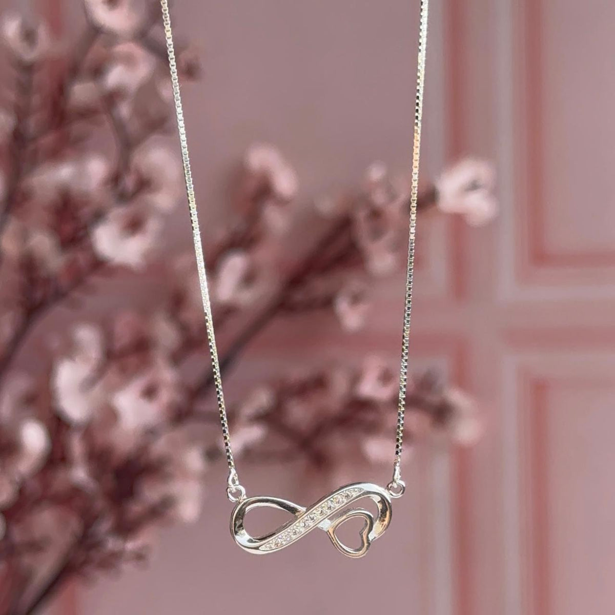 Collar Corazón Infinito