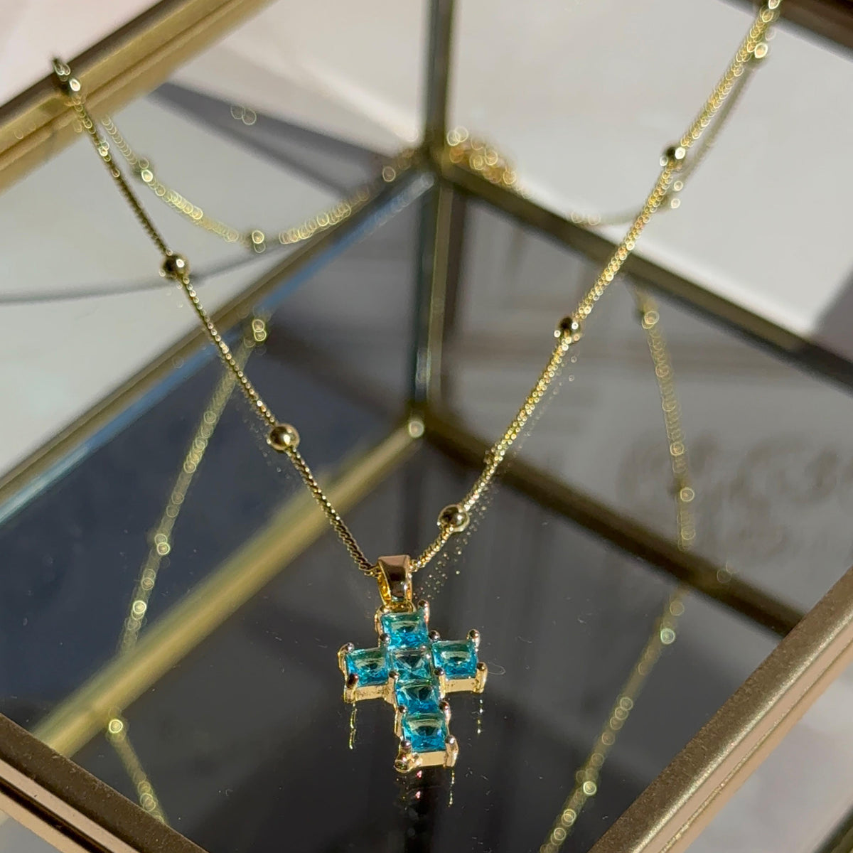 Collar Cruz Cristales Calipso