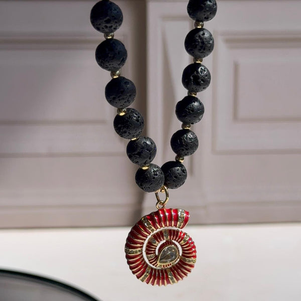 Collar Caracola - Piedras Volcánicas