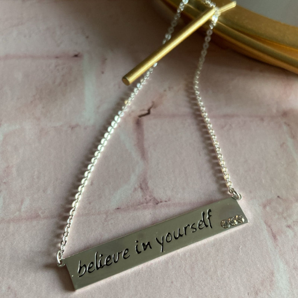 Collar "Believe in yourself"