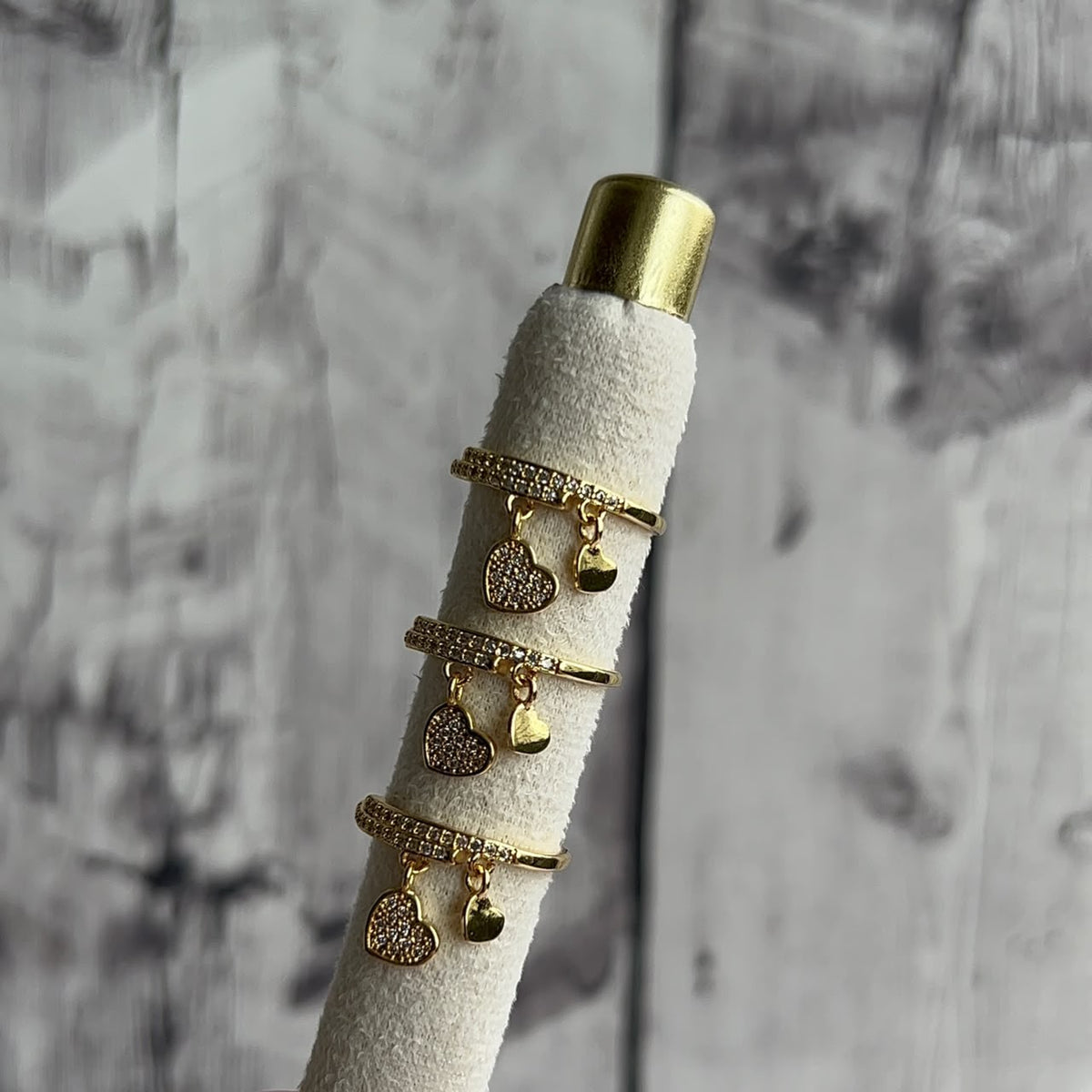 Anillo Corazones Colgantes