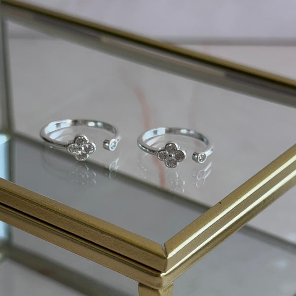 Anillo Flor Circones