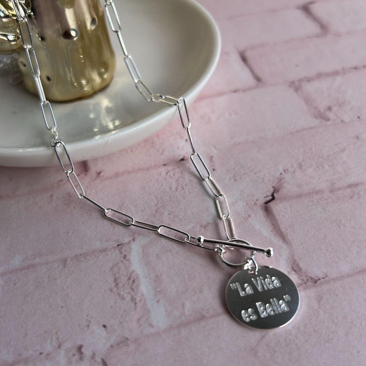 Collar "La vida es bella"