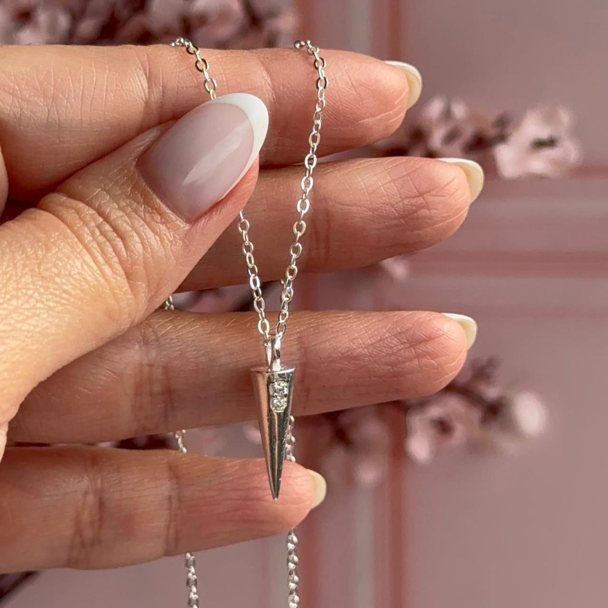 Collar Péndulo Dos Circones