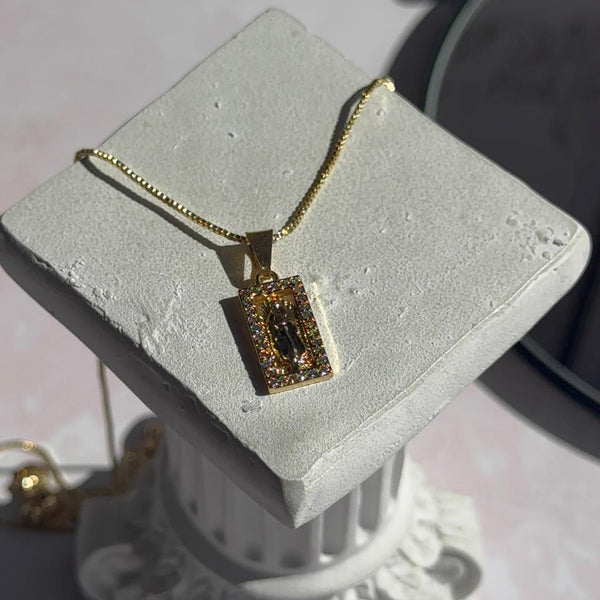 Collar Virgen de Guadalupe Rectangular Circones