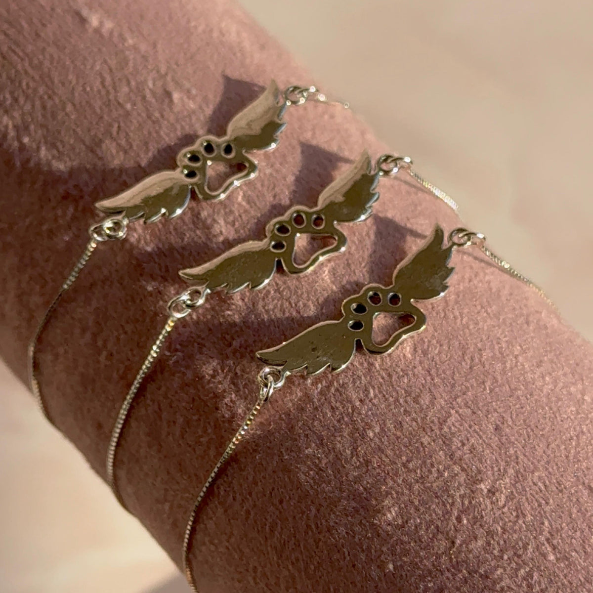 Pulsera Patita de Perro Ángel