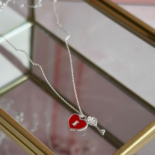 Collar Candado Esmaltado y Llave Circones