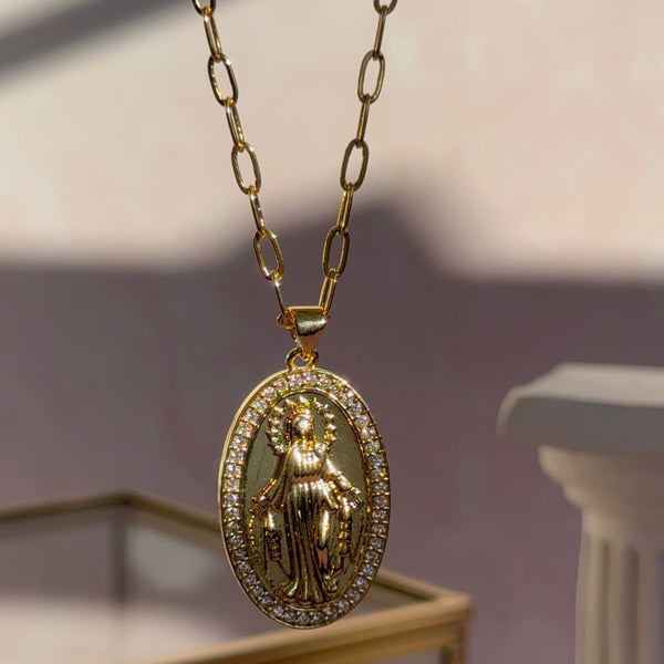 Collar Medallón Virgen de los Milagros Circones