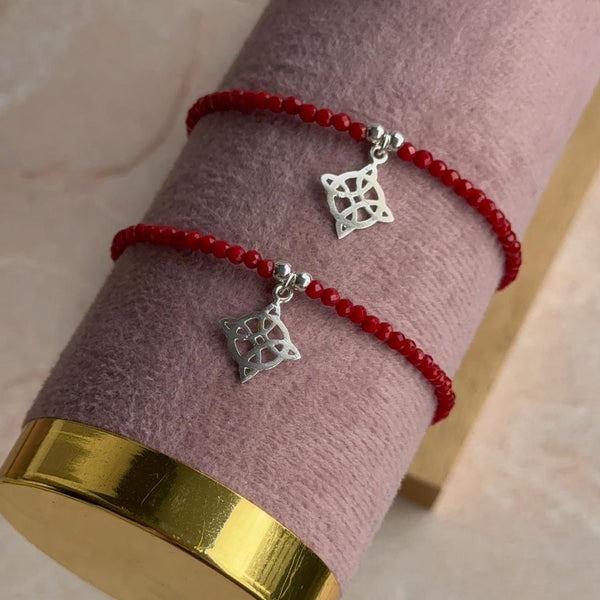 Pulsera Roja Cristales Nudo de Bruja