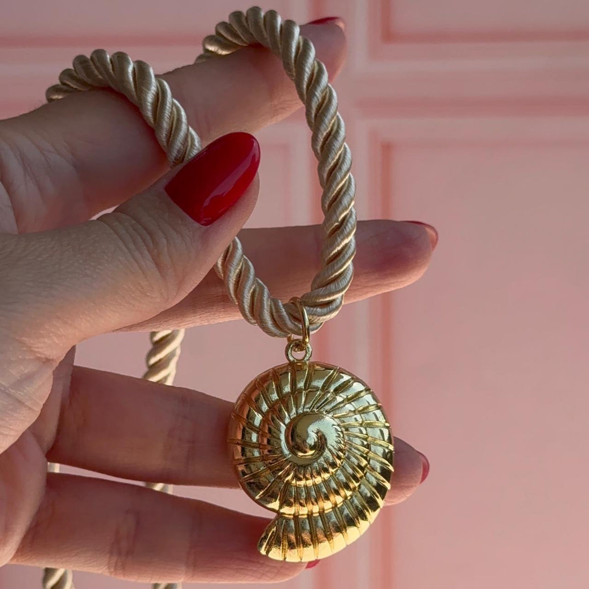 Collar Cordón de Seda Beige - Caracola