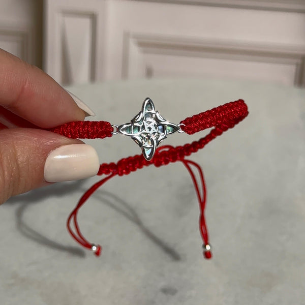 Pulsera Roja Nudo de Bruja y Ópalo Azul