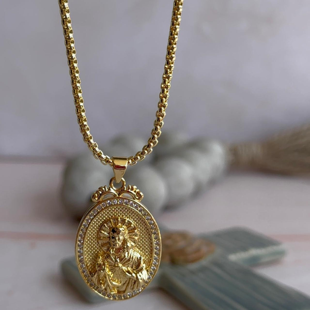 Collar Medallón Jesús