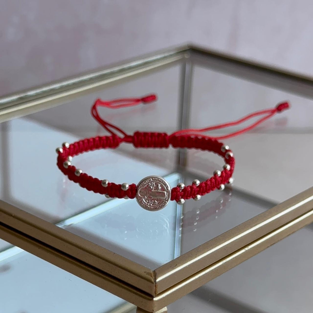 Pulsera Roja San Benito con Balines