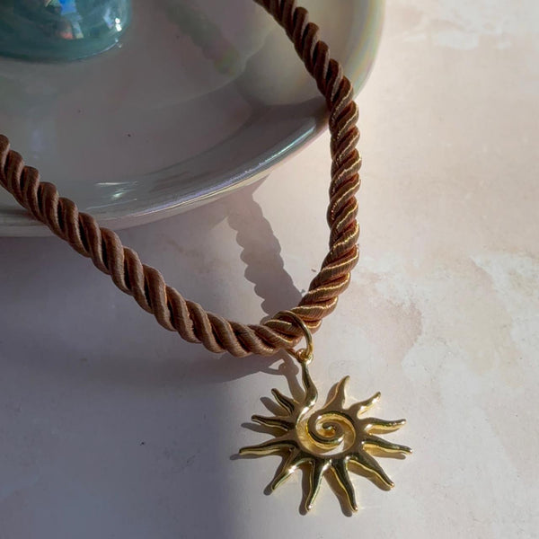 Collar Cordón de Seda Beige - Sol
