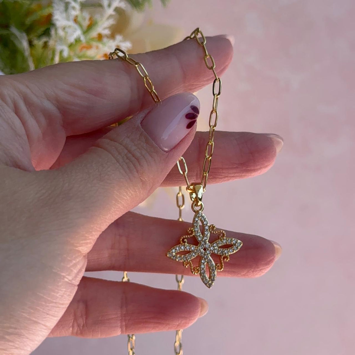 Collar Nudo de Bruja Circones