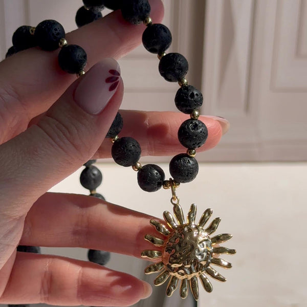 Collar Sol - Piedras Volcánicas