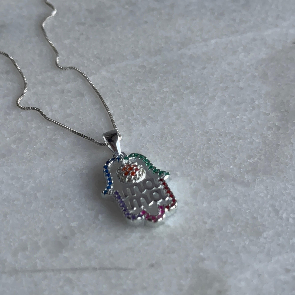Collar Mamá en Mano de Fátima
