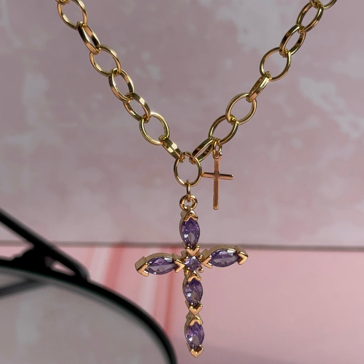 Collar Cruz Cristales Lila